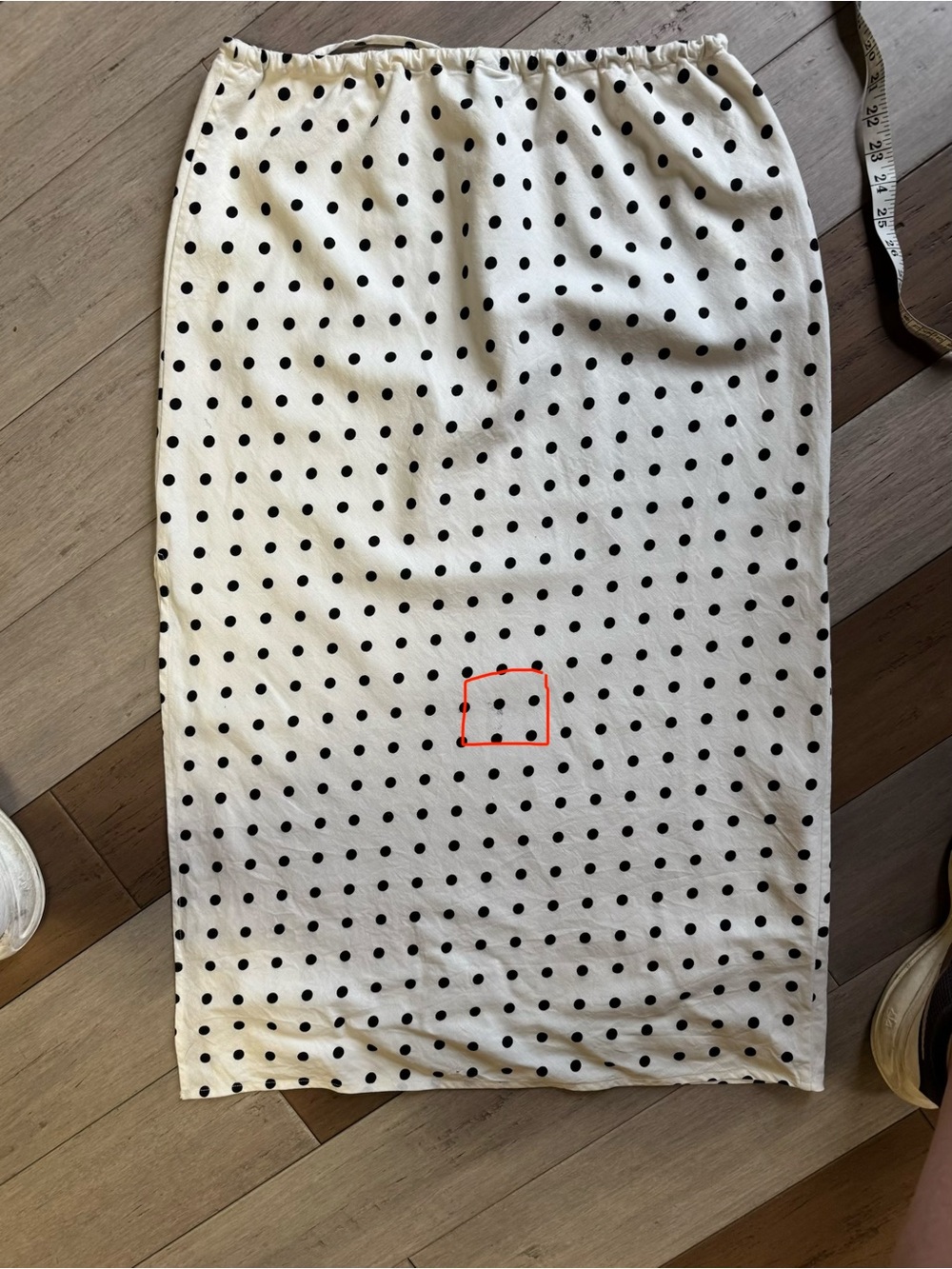 GAP White Midi Skirt with Black Polka Dots - Picture 10 of 10